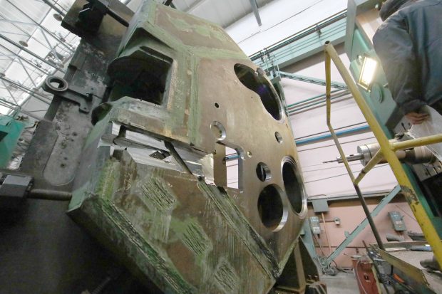 Ucraina aruncă în luptă noul model de tancuri Oplot, fabricat la Harkov. Ce spune ministrul Oleksii Reznikov după ce l-a testat