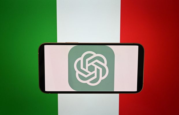 Italia alocă fonduri pentru a proteja angajații ale căror locuri de muncă sunt amenințate de Inteligența Artificială