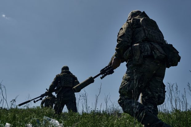 LIVETEXT Război în Ucraina, ziua 434 | Cel puțin 21 de morți, în urma bombardamentelor rusești asupra regiunii Herson