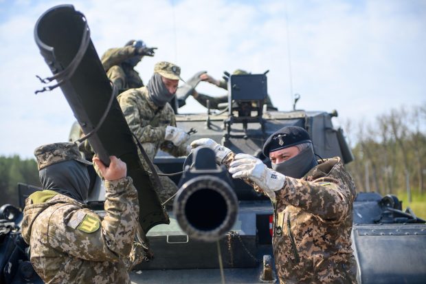 Germania dezvăluie un pachet de sprijin militar de 2,7 miliarde de euro pentru Ucraina, cel mai mare de până acum. Ce arme conține acesta