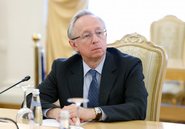 Rusia vrea ca Ucraina să renunțe la teritoriile ocupate, precum și la aderarea la NATO și UE, pentru ca negocierile de pace să poată începe. Răspunsul Kievului