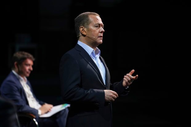 Dmitri Medvedev insistă că Ucraina trebuie să dispară şi să fie împărțită. Negocierile de pace, respinse atât timp cât „clovnul Zelenski e la putere”