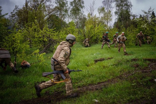 LIVETEXT Război în Ucraina, ziua 441 | Zelenski: „Rușii nu au fost capabili să captureze Bahmut înainte de 9 mai. Din păcate, orașul nu mai există”