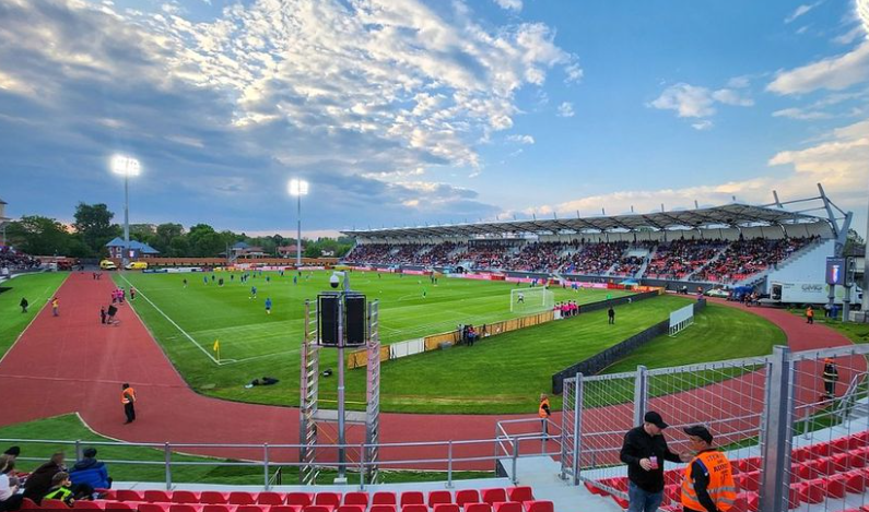 Chindia a retrogradat în liga secundă, la primul meci jucat pe noul stadion din Târgoviște. FC Argeș și UTA vor juca barajul de supraviețuire