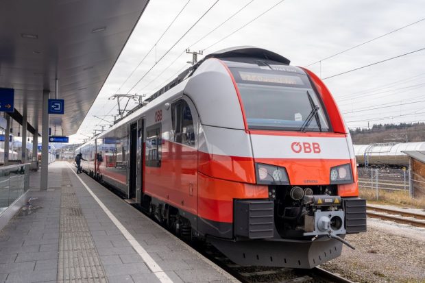 Vocea lui Adolf Hitler a fost auzită în difuzoarele unui tren austriac timp de 20 de minute. Cum a explicat serviciul feroviar incidentul