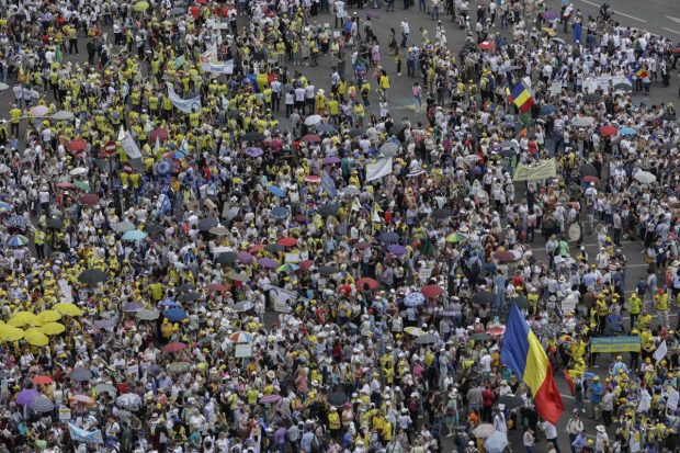 Nou protest al profesorilor, astăzi, în București. 20.000 de oameni sunt așteptați în stradă