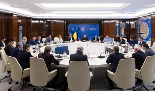 Guvernul se reunește azi în ședință pentru a aproba pentru creșterea salariilor profesorilor, deși sindicatele au refuzat oferta