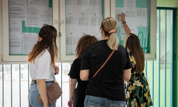 Baremul de corectare la BAC Fizică 2023 a fost publicat de Ministerul Educației. Cum trebuiau rezolvate subiectele