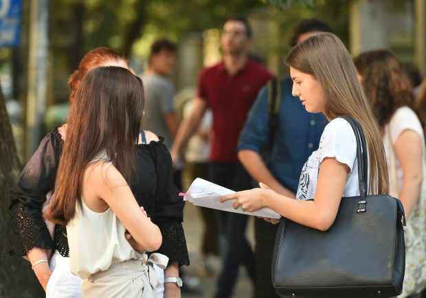 BAC Chimie 2023. Astăzi are loc proba scrisă la Chimie la Bacalaureat