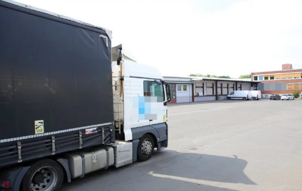 Un șofer român de TIR și doi colegi ucraineni au ucis un coleg camionagiu, în parcarea firmei pentru care lucrau, în Germania