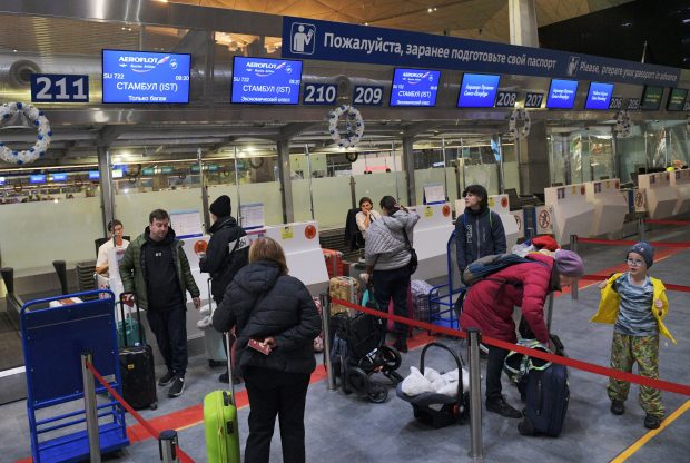 Prețurile biletelor de avion din Rusia au crescut de patru ori în cursul dimineții de după rebeliunea lui Prigojin, anunță Pravda.ru