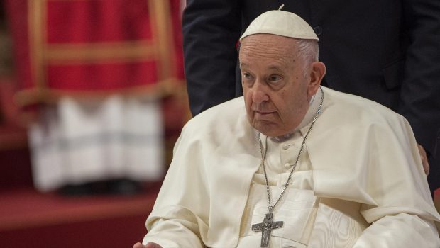 ANSA: Papa Francisc, din nou în spital, „pentru un control”