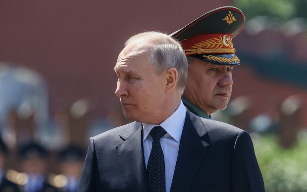 62% dintre tinerii ruși vor tratative de pace în locul „operațiunii speciale”, iar cei peste 60 de ani vor continuarea războiului – sondaj oficial publicat de presa de la Moscova