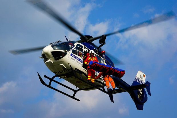 Şeful Inspectoratului General de Aviaţie şi alţi şefi din instituție, urmăriţi penal de DNA în dosarul reparaţiilor la aeronavele SMURD