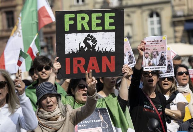Cel puțin 173 de oameni, condamnați pentru infracțiuni legate de droguri, au fost executați în Iran în acest an – Amnesty International
