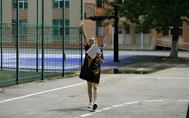 „Bine, John, te-am scris!” Elevii de la Pedagogic, bucuroși că le-a căzut „Ion”, de Liviu Rebreanu, la Bac
