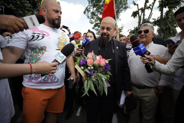 Piedone a fost eliberat de la Penitenciarul Jilava, la câteva ore după ce a fost achitat în dosarul Colectiv. „Nu voi cere despăgubiri”