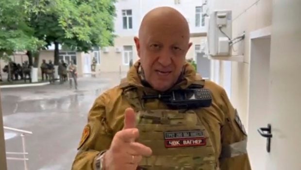 După „revolta armată”, Prigojin se mută în Belarus, iar dosarul penal deschis de Rusia va fi închis, anunță Kremlinul