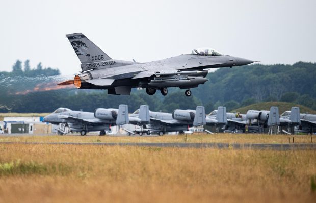 Ucraina consideră că este „absolut realist” că va avea avioane de luptă F-16 până la sfârșitul anului