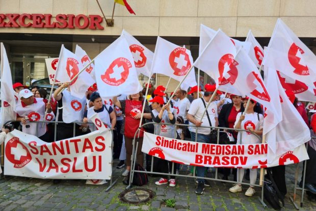 Sindicaliștii din Sănătate, deciși să declanșeze greva generală dacă Guvernul nu acceptă revendicările: „Începem cu greva japoneză”