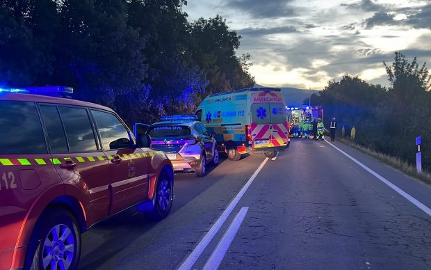 Trei adolescente și o tânără șoferiță moarte în impactul cu o mașină condusă tot de o femeie, pe o șosea de la periferia Madridului