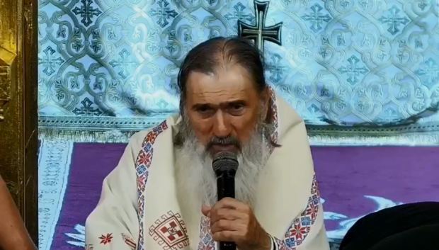 ÎPS Teodosie, bruiat în timpul slujbei: „Să-mi dai banii înapoi, diavole ce ești!”. Cine l-a întrerupt pe arhiepiscopul Tomisului