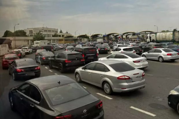 O țară poticnită în incompetență. România văzută în drum spre Bulgaria