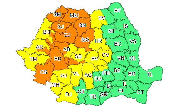 Cod portocaliu și cod galben de ploi în peste jumătate din țară. Harta zonelor vizate