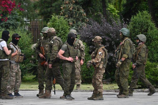 Serviciile secrete britanice: Unele forțe de securitate din Rusia „par să fi acceptat Wagner”. Orele următoare sunt decisive pentru criză