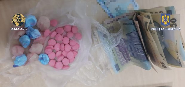 Șase persoane reținute sub acuzația că au vândut droguri la festivalul SAGA din București