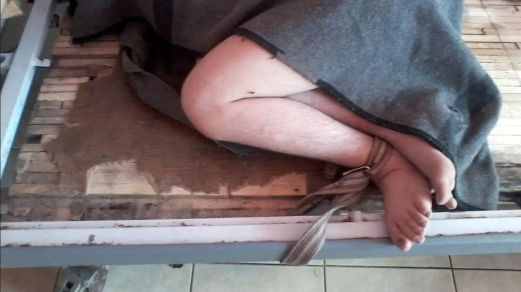 Un caz de azil redeschis de procurori dezvăluie o altă motivație a abuzului în România: „Bolnavii au fost folosiți la muncă pe scară largă de aproape întreaga comunitate locală”