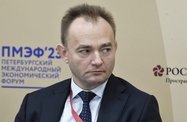Ministrul adjunct comunicațiilor și mass-media din Rusia, arestat pentru corupție. Prins în flagrant când lua mita, într-un restaurant din Moscova