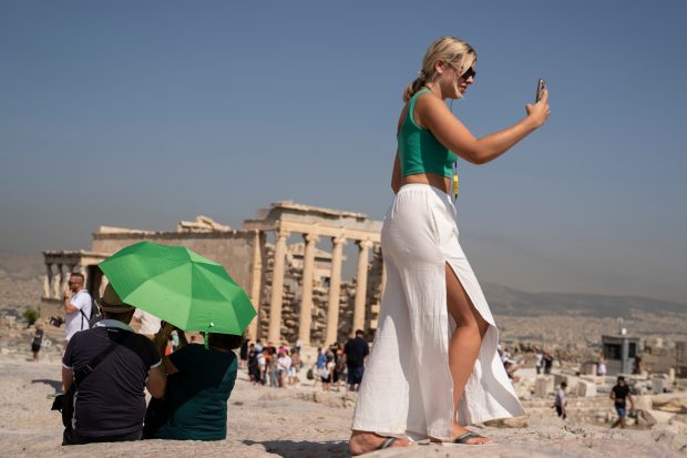 Grecia înfruntă un val de caniculă cu temperaturi de până la 44 de grade Celsius. Ce măsuri au luat autoritățile