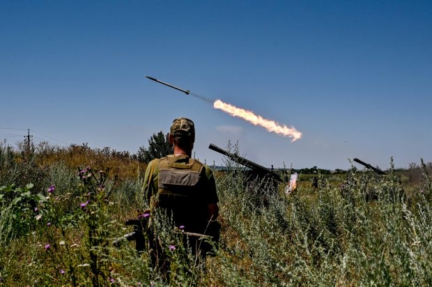LIVETEXT Război în Ucraina, ziua 522 | Noi bombardamente la Herson. Bilanțul victimelor în urma atacului cu rachete asupra unei școli din Sumî