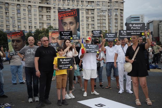 Manifestație în Piața Victoriei, la cinci ani de la violențe de la protestul din 10 august 2018: „Judecați, nu tergiversați!”