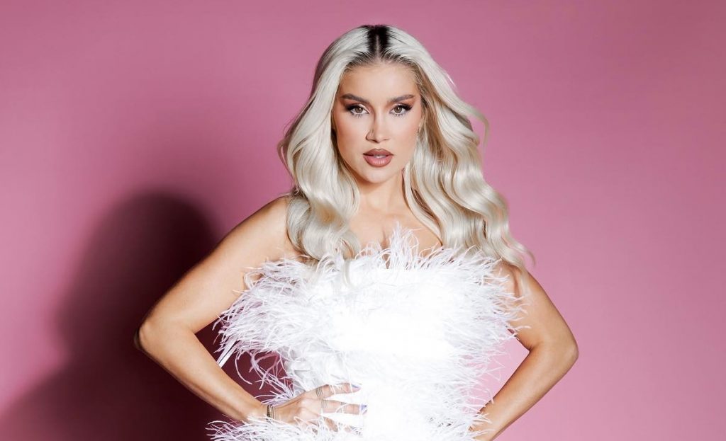 „Love Island” 2023 la Pro TV: Prezentatoarea Alina Ceușan se pregătește de filmările în Tenerife și împărtășește bucuria ei 5 alina ceusan prezentatoare love island 7