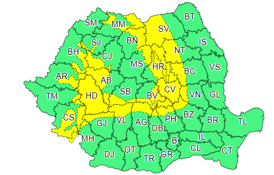 Alertă cod galben de ploi și vijelii în mai multe județe din țară, până diseară. Cum va fi vremea la București