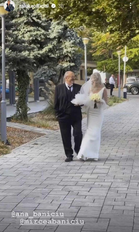 Ana Baniciu și Edy Kovacs au celebrat căsătoria lor religioasă - imagini impresionante cu frumoasa cântăreață îmbrăcată într-o superbă rochie de mireasă. 5 ana baniciu s a casatorit religios 1