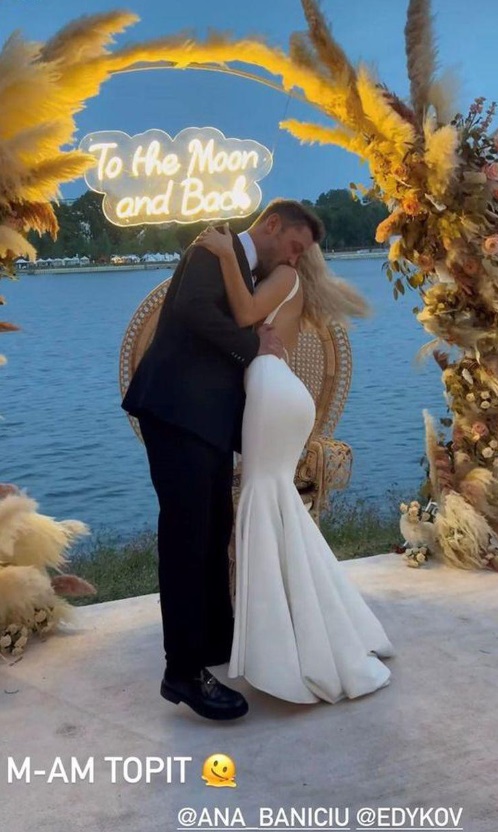 Ana Baniciu și Edy Kovacs au celebrat căsătoria lor religioasă - imagini impresionante cu frumoasa cântăreață îmbrăcată într-o superbă rochie de mireasă. 2 ana baniciu s a casatorit religios 5