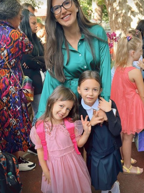 andreea balan prima zi de scoala fetite 5