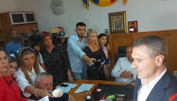 Dragoș Pîslaru, despre tratarea păgubiților de la Crevedia: Este o nouă insultă la adresa românilor