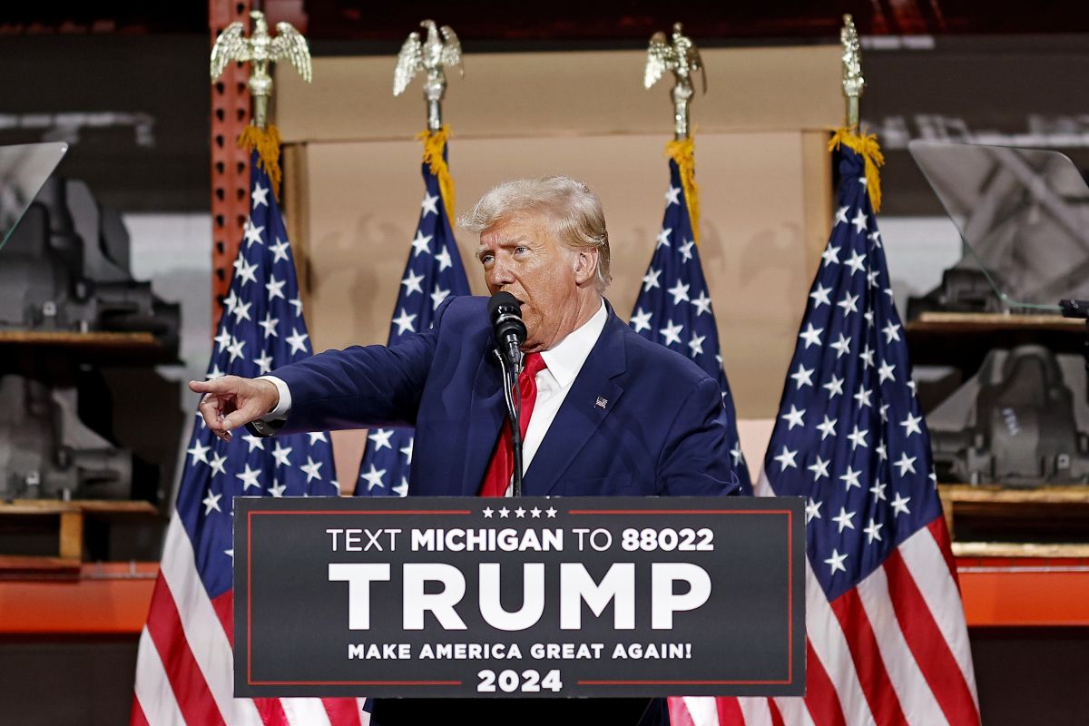 Trump Dă în Biden Cu Mașinile Electrice, în Prima Luptă Directă Pentru Alegerile Din 2024: „Chestiile Astea Stupide Nici Nu Merg Așa De Departe” Trump Dă în Biden Cu Mașinile Electrice, în Prima Luptă Directă Pentru Alegerile Din 2024: „Chestiile Astea Stupide Nici Nu Merg Așa De Departe”