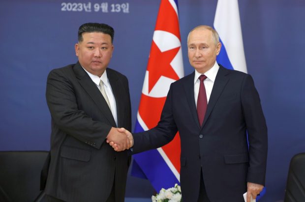 Ce i-a dat Vladimir Putin să mănânce oaspetelui său Kim Jong Un la dineul din Rusia