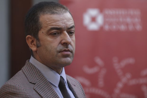 Mirel Taloș, vicepreședintele ICR dezvăluit că încasa lunar 2.000 de euro, dar nu venea la ședințe, și-a dat demisia