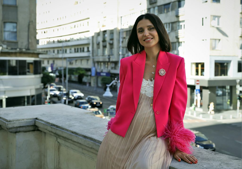 Interviu cu Valentina Năforniță: Cum să menții o relație când ești mereu pe scenă? 2 img9266