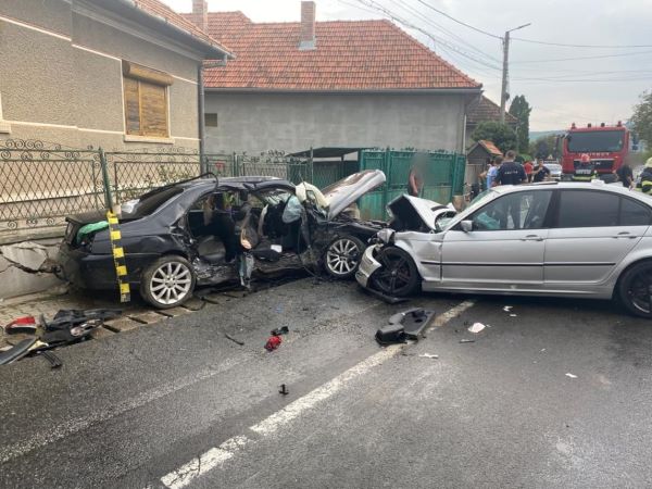 Interlopul din Cluj prins de 11 ori fără permis: condamnat cu suspendare, se urcă la volan și provoacă un accident mortal cu 8 victime. 1 interlop1