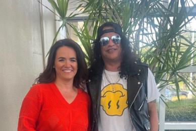 Președinta Maghiară Katalin Novak, întâlnire Cu Slash, Legendarul Chitarist De La Guns N'Roses: „Mulțumim Pentru Hiturile De Neuitat” Președinta Maghiară Katalin Novak, întâlnire Cu Slash, Legendarul Chitarist De La Guns N'Roses: „Mulțumim Pentru Hiturile De Neuitat”