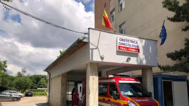 Un medic de la Maternitatea Botoșani s-a baricadat în sala de nașteri după ce a fost amenințat cu moartea de familia unei gravide
