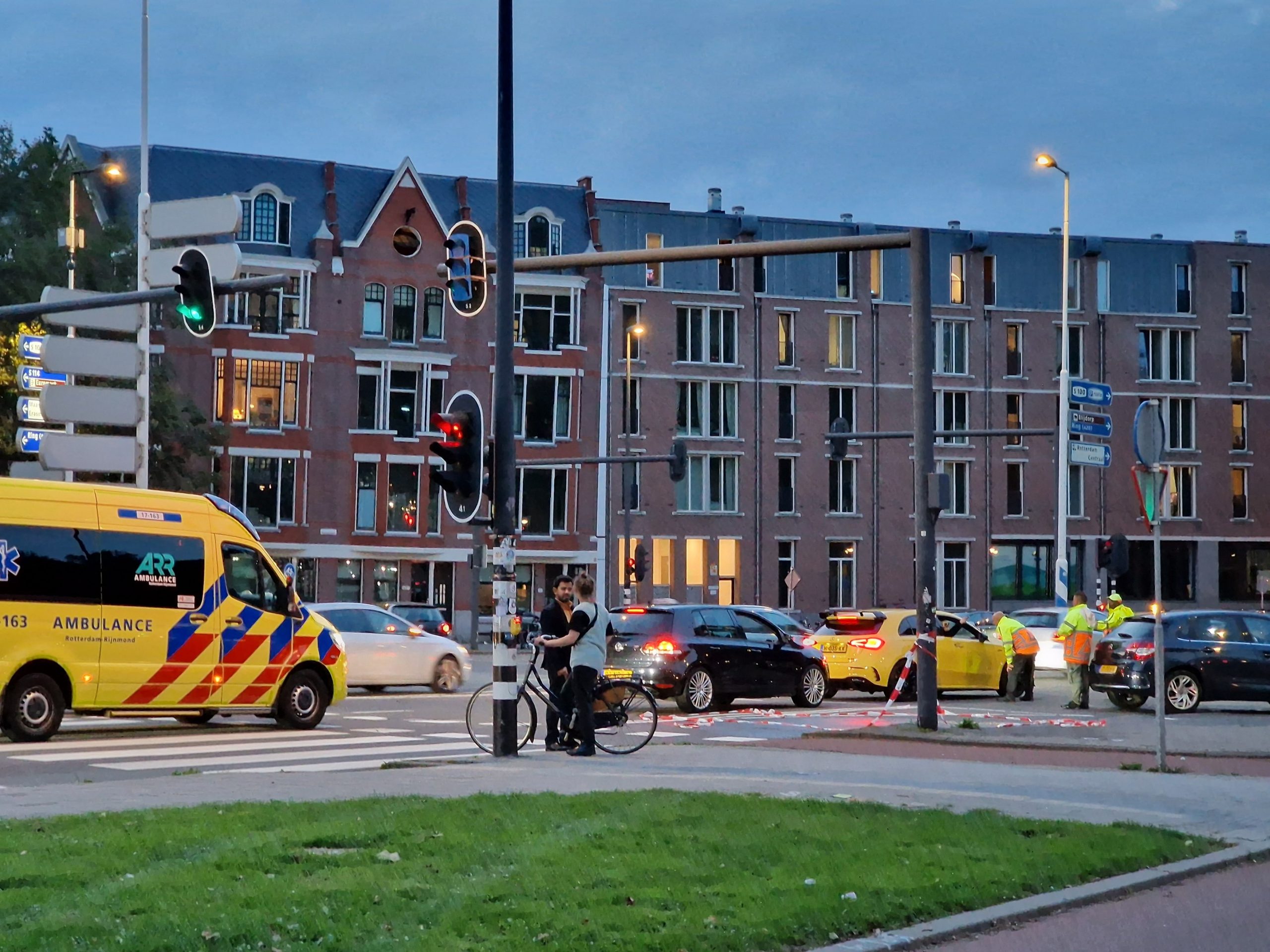 Suspectul în Cazul Dublului Atac Armat De La Rotterdam Avea Un Comportament Psihotic, Iar Universitatea Fusese Avertizată De Către Poliție