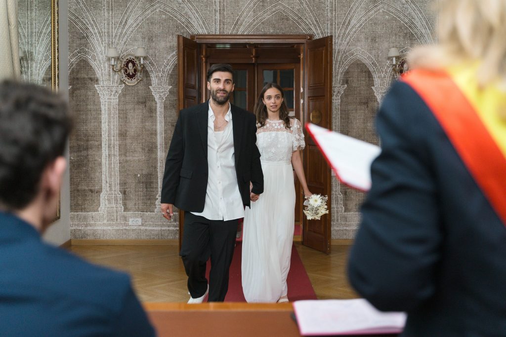 Recenzia primului episod din „Groapa”, noul serial de la PRO TV: O surpriză uriașă pentru telespectatori 3 sasha si alma casatorie